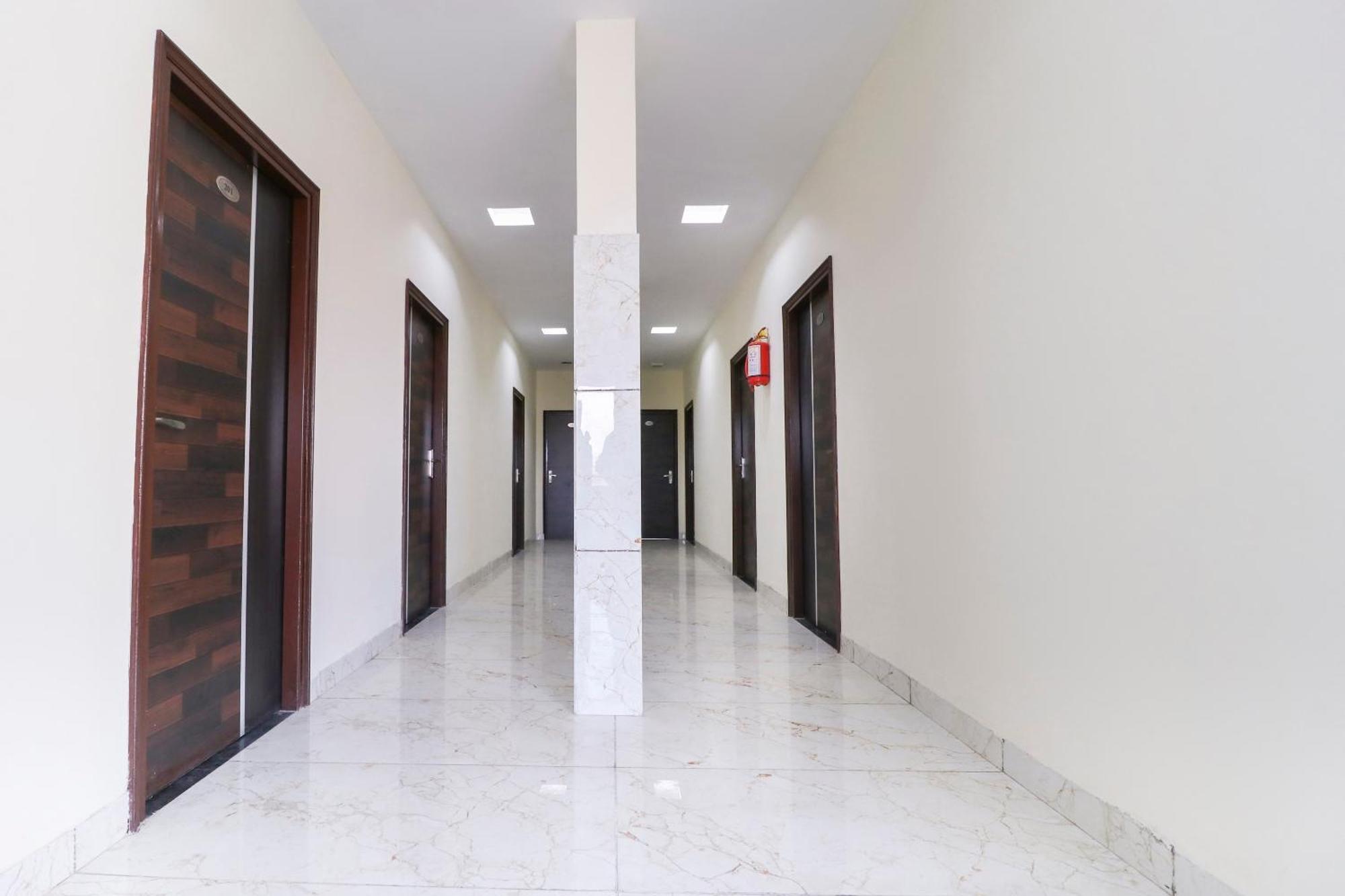 Hotel O Red Ark Landran Ngoại thất bức ảnh