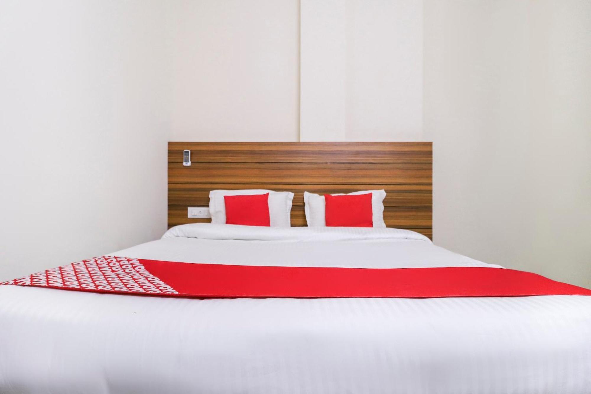 Hotel O Red Ark Landran Ngoại thất bức ảnh