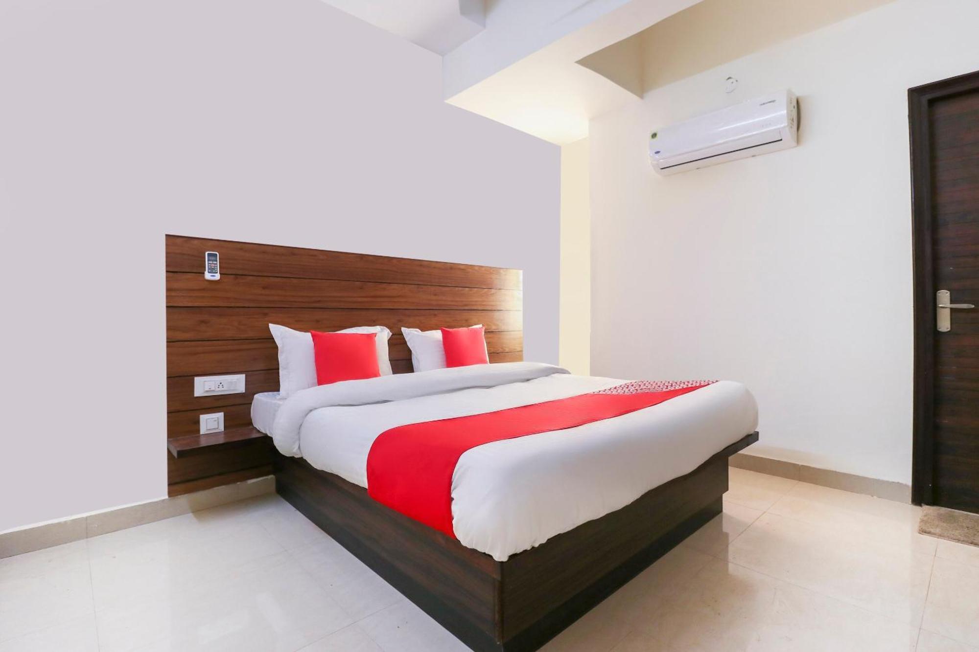Hotel O Red Ark Landran Ngoại thất bức ảnh